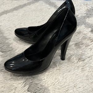Nine West pumps